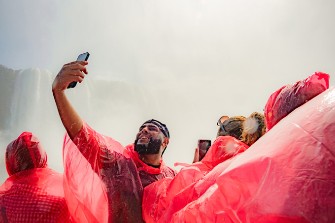 group tour of Niagara Falls Canada