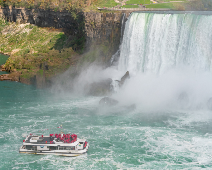 Niagara Falls hornblower boat tours